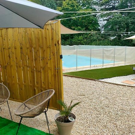 Au Mazet Du Parc Bed & Breakfast Ledenon ภายนอก รูปภาพ