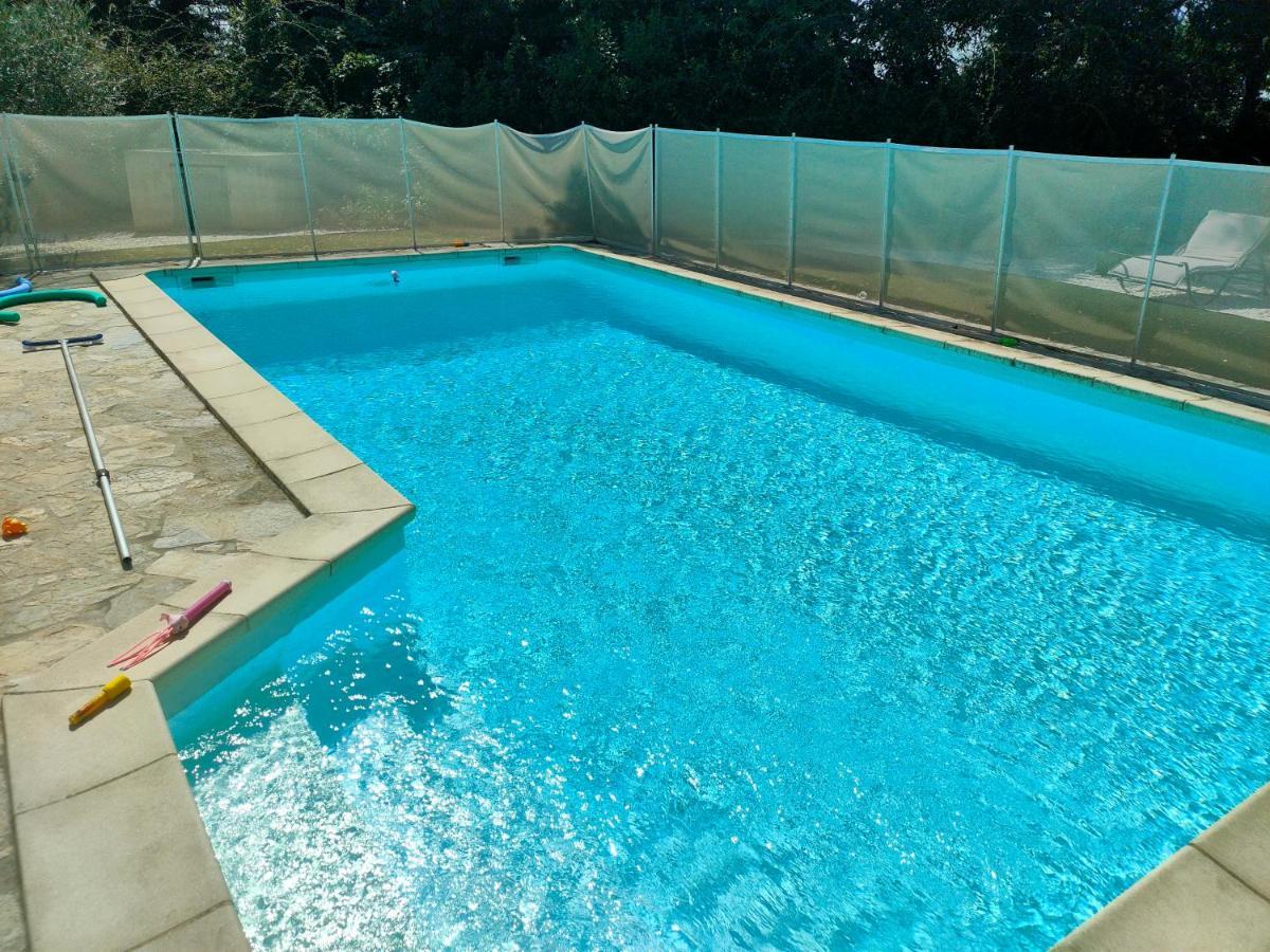 Au Mazet Du Parc Bed & Breakfast Ledenon ภายนอก รูปภาพ