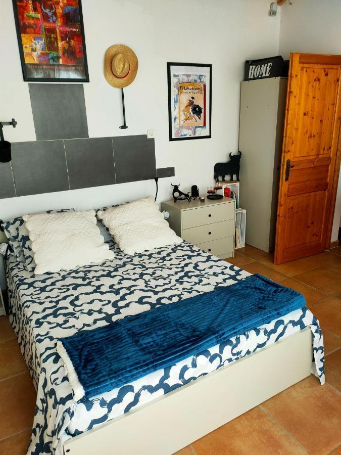 Au Mazet Du Parc Bed & Breakfast Ledenon ภายนอก รูปภาพ